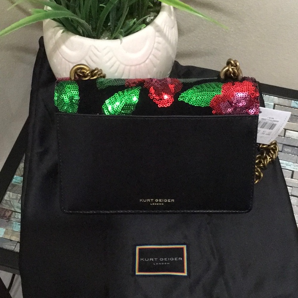 - Kurt Geiger London Kurt Geiger London
Shoreditch Floral Sequin Small Cro… - Picture 4 of 16